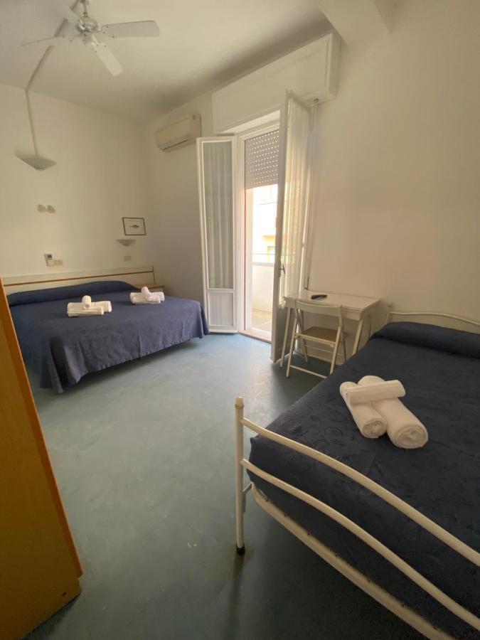 B&B Hotel Lucciola Cattolica Exterior foto